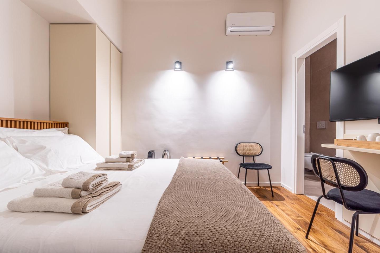 Palazzo Italia Suites Bari Bagian luar foto