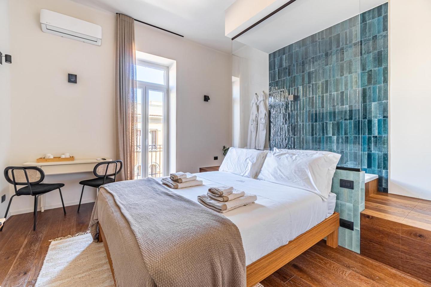 Palazzo Italia Suites Bari Bagian luar foto