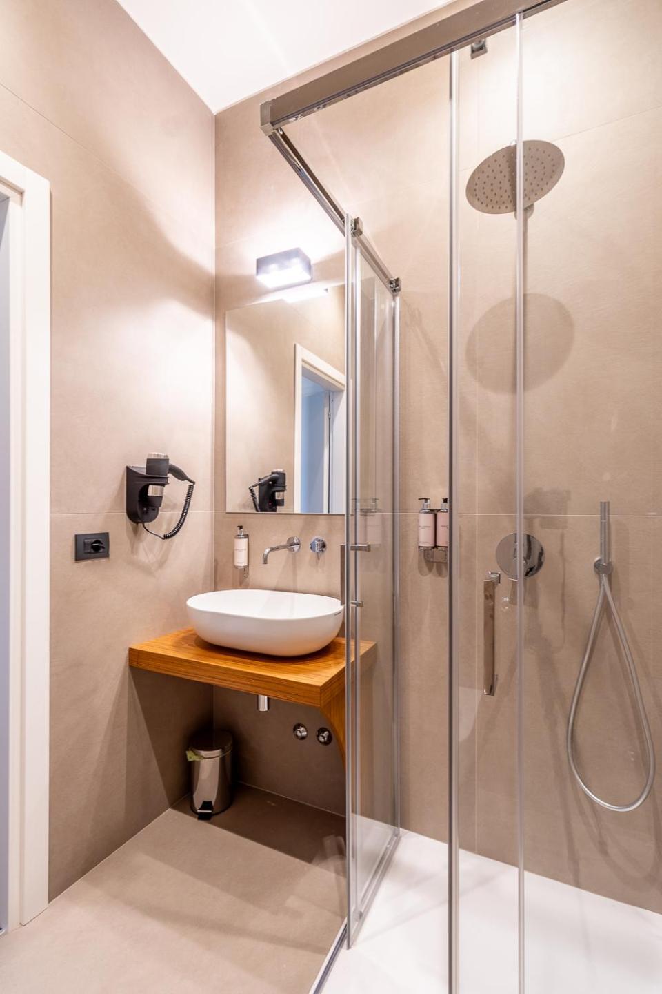Palazzo Italia Suites Bari Bagian luar foto
