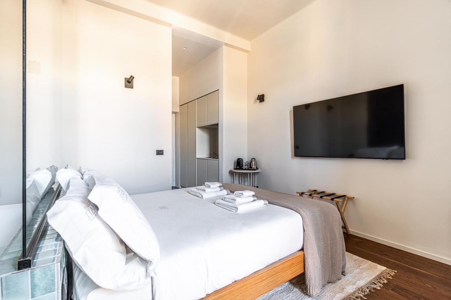 Palazzo Italia Suites Bari Bagian luar foto